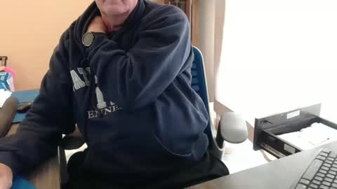 Snapshot of olderandwiser chatting on December 17, 2024, 7:04 pm Older and Wiser online show from December 17, 2024, 7:04 pm