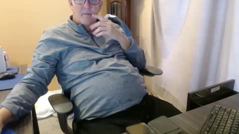 Snapshot of olderandwiser chatting on December 20, 2024, 6:56 pm Older and Wiser online show from December 20, 2024, 6:56 pm