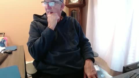 Snapshot of olderandwiser chatting on January 2, 2025, 3:51 pm Older and Wiser online show from January 2, 2025, 3:51 pm