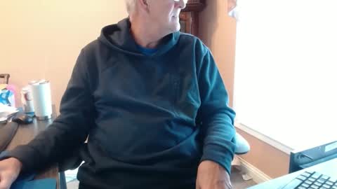 Snapshot of olderandwiser chatting on January 3, 2025, 3:33 pm Older and Wiser online show from January 3, 2025, 3:33 pm