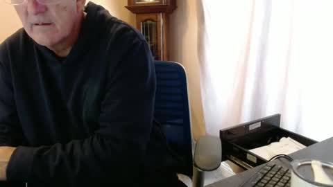 Snapshot of olderandwiser chatting on January 9, 2025, 3:12 pm Older and Wiser online show from January 9, 2025, 3:12 pm