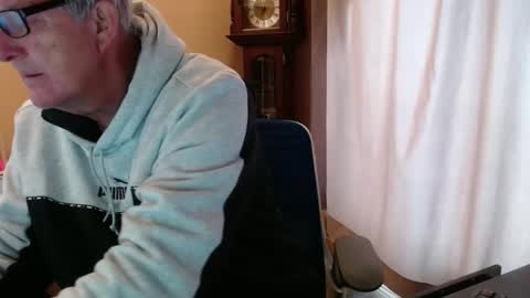 Snapshot of olderandwiser chatting on January 30, 2025, 6:10 pm Older and Wiser online show from January 30, 2025, 6:10 pm