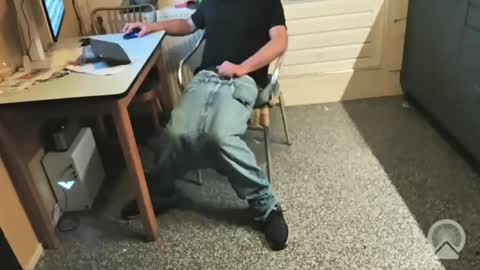 oldersagger online show from November 30, 2025, 8:35 pm