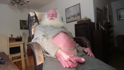 Snapshot of oldfucker9 chatting on November 6, 2025, 2:45 am oldfucker9 online show from November 6, 2025, 2:45 am