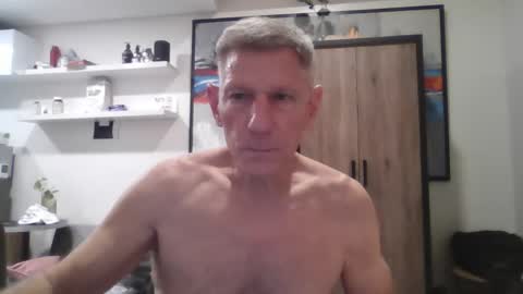 Snapshot of oldgeorge chatting on September 12, 2025, 11:54 am George online show from September 12, 2025, 11:54 am