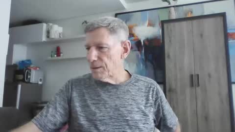 Snapshot of oldgeorge chatting on September 16, 2025, 6:58 am George online show from September 16, 2025, 6:58 am