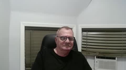 oldguybigd online show from September 16, 2025, 4:02 am