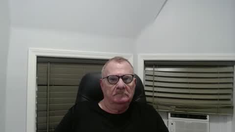 oldguybigd online show from September 22, 2025, 4:36 am