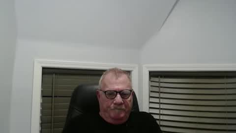 oldguybigd online show from October 4, 2025, 6:33 am
