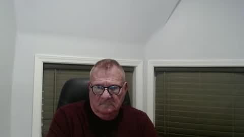 oldguybigd online show from November 11, 2025, 1:38 am