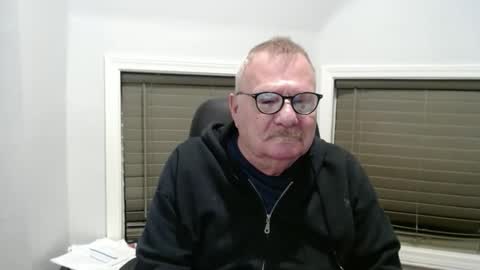 Snapshot of oldguybigd chatting on April 14, 2026, 3:23 am oldguybigd online show from April 14, 2026, 3:23 am