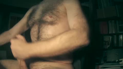 Snapshot of oldhairybastard chatting on March 12, 2025, 11:01 pm oldhairybastard online show from March 12, 2025, 11:01 pm