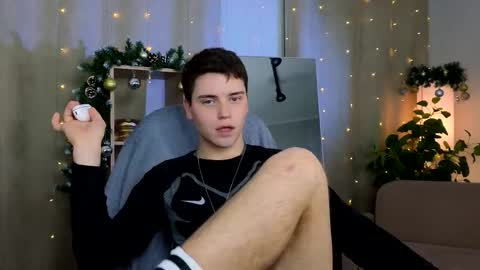 Olie online show from December 13, 2025, 9:20 pm