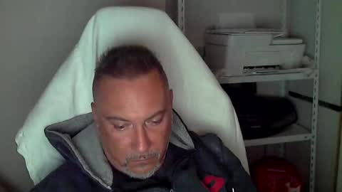 Snapshot of olimpio1230 chatting on October 3, 2025, 3:42 pm olimpio1230 online show from October 3, 2025, 3:42 pm