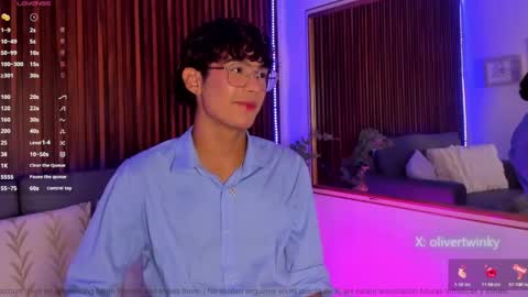 oliver20__ online show from May 1, 2026, 10:58 pm