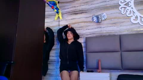 Oliver  online show from January 10, 2026, 12:12 am