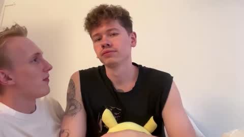 Oliver and Thomas online show from September 30, 2025, 5:18 pm