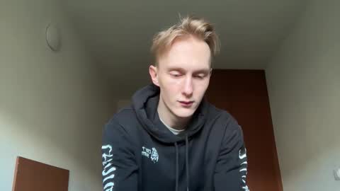 Oliver and Thomas online show from November 21, 2025, 12:26 pm