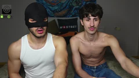 Snapshot of oliver_baker chatting on January 28, 2025, 2:53 pm Oliver Kaen online show from January 28, 2025, 2:53 pm