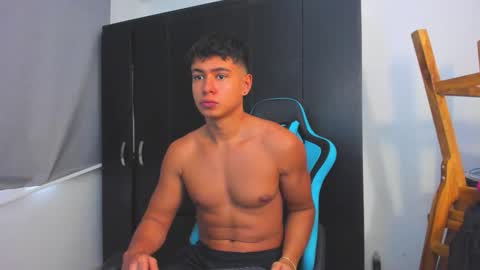 Oliver bray online show from November 24, 2025, 4:07 pm