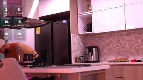 Snapshot of oliver_colt__ chatting on September 11, 2025, 12:22 am oliver_colt__ online show from September 11, 2025, 12:22 am