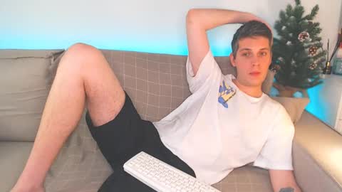 Oliver online show from January 8, 2025, 3:50 pm