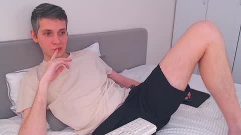 Oliver online show from March 7, 2026, 11:07 am