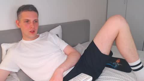 Snapshot of oliver_hort chatting on May 25, 2026, 5:08 pm Oliver online show from May 25, 2026, 5:08 pm
