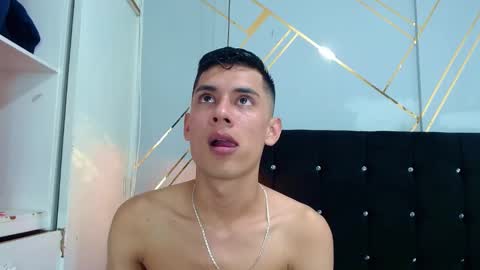 Snapshot of oliver_king_sex chatting on February 13, 2025, 12:24 am Oliver Smith online show from February 13, 2025, 12:24 am