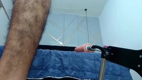 Snapshot of oliver_king_sex chatting on February 13, 2025, 8:03 pm Oliver Smith online show from February 13, 2025, 8:03 pm
