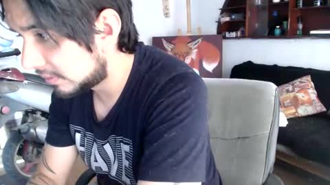 oliver_laid_2023 online show from May 16, 2026, 7:34 pm