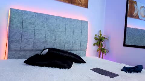 oliver mr  online show from October 23, 2025, 2:27 pm