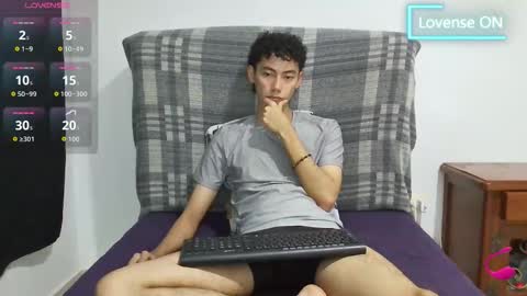 Oliver Rayman online show from November 16, 2025, 2:06 am