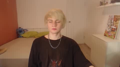 Oliver online show from October 3, 2025, 1:46 am