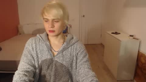 Oliver online show from January 7, 2026, 1:30 am