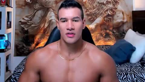 oliver_tommy online show from September 29, 2025, 11:42 pm