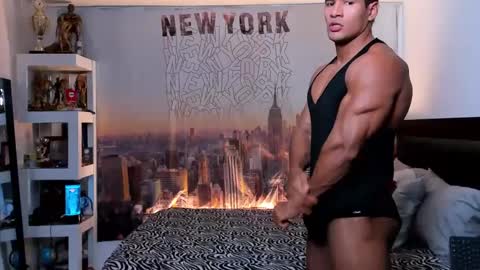 oliver_tommy online show from October 11, 2025, 1:20 pm