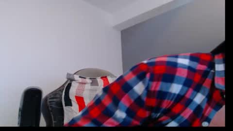 oliver online show from October 1, 2025, 6:14 pm