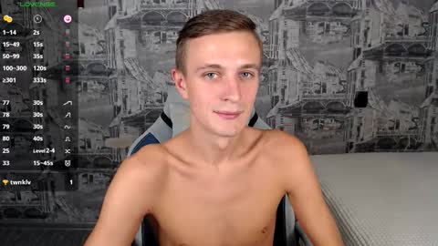 Snapshot of oliverfresh chatting on November 17, 2025, 9:59 am Oliver online show from November 17, 2025, 9:59 am