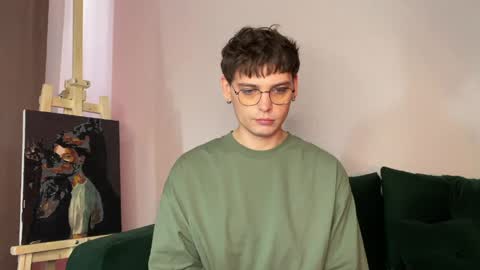 oliverlawrence online show from June 2, 2026, 11:56 am