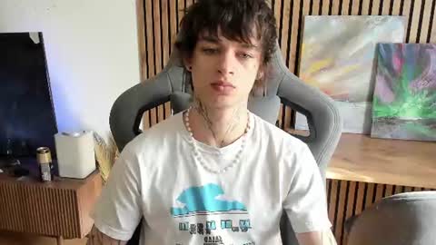 oliverrgroove online show from July 1, 2026, 6:26 am