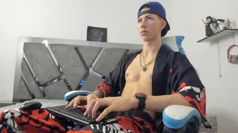 Snapshot of oliverthompson_01 chatting on January 16, 2025, 4:38 am oliverthompson_01 online show from January 16, 2025, 4:38 am