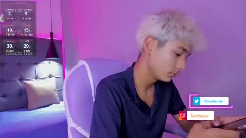 Oliver online show from September 15, 2025, 3:01 pm