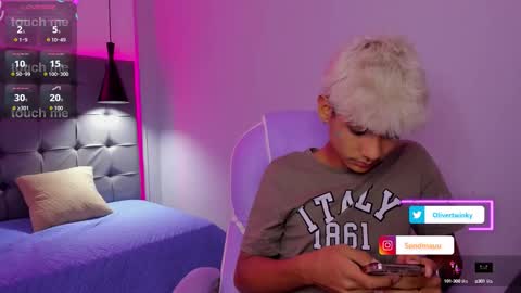 Oliver online show from September 18, 2025, 4:03 am