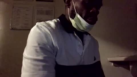 Snapshot of olivertwist1273 chatting on December 26, 2024, 12:57 am olivertwist1273 online show from December 26, 2024, 12:57 am