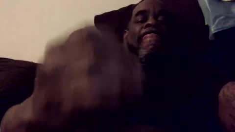 Snapshot of olivertwist1273 chatting on March 3, 2025, 8:16 am olivertwist1273 online show from March 3, 2025, 8:16 am