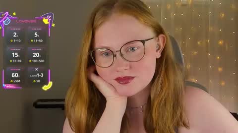 Snapshot of olivia_date chatting on September 19, 2025, 12:17 pm Olivia Date online show from September 19, 2025, 12:17 pm