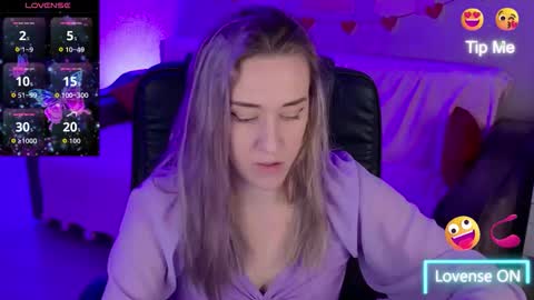 Snapshot of olivia_daze chatting on October 19, 2025, 8:20 pm olivia_daze online show from October 19, 2025, 8:20 pm