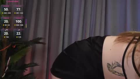 Snapshot of olivia_devis chatting on February 22, 2026, 9:52 am SaraConor online show from February 22, 2026, 9:52 am