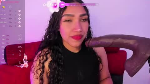 Snapshot of olivia_fx chatting on June 17, 2026, 8:32 pm Maria online show from June 17, 2026, 8:32 pm